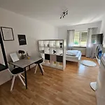 Charmante 1 Zimmerwohnung Mit Stellplatz
