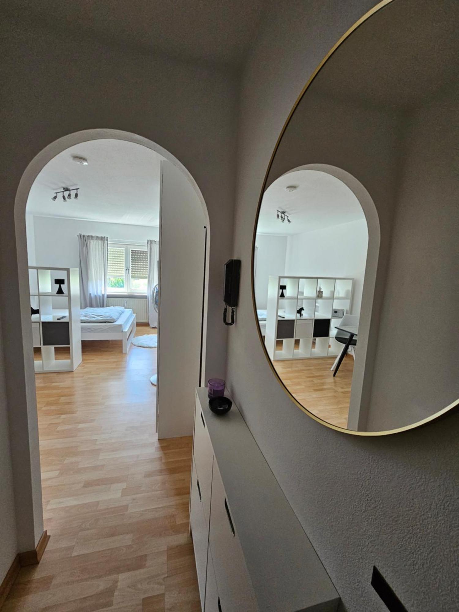 Charmante 1 Zimmerwohnung Mit Stellplatz Apartment *